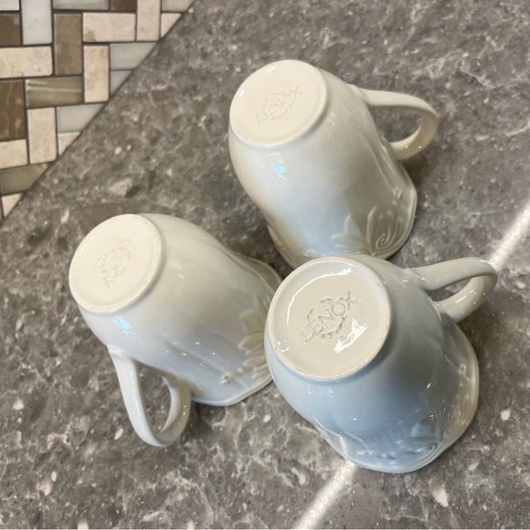 Lenox Butler’s Pantry mug set - Picture 4 of 9